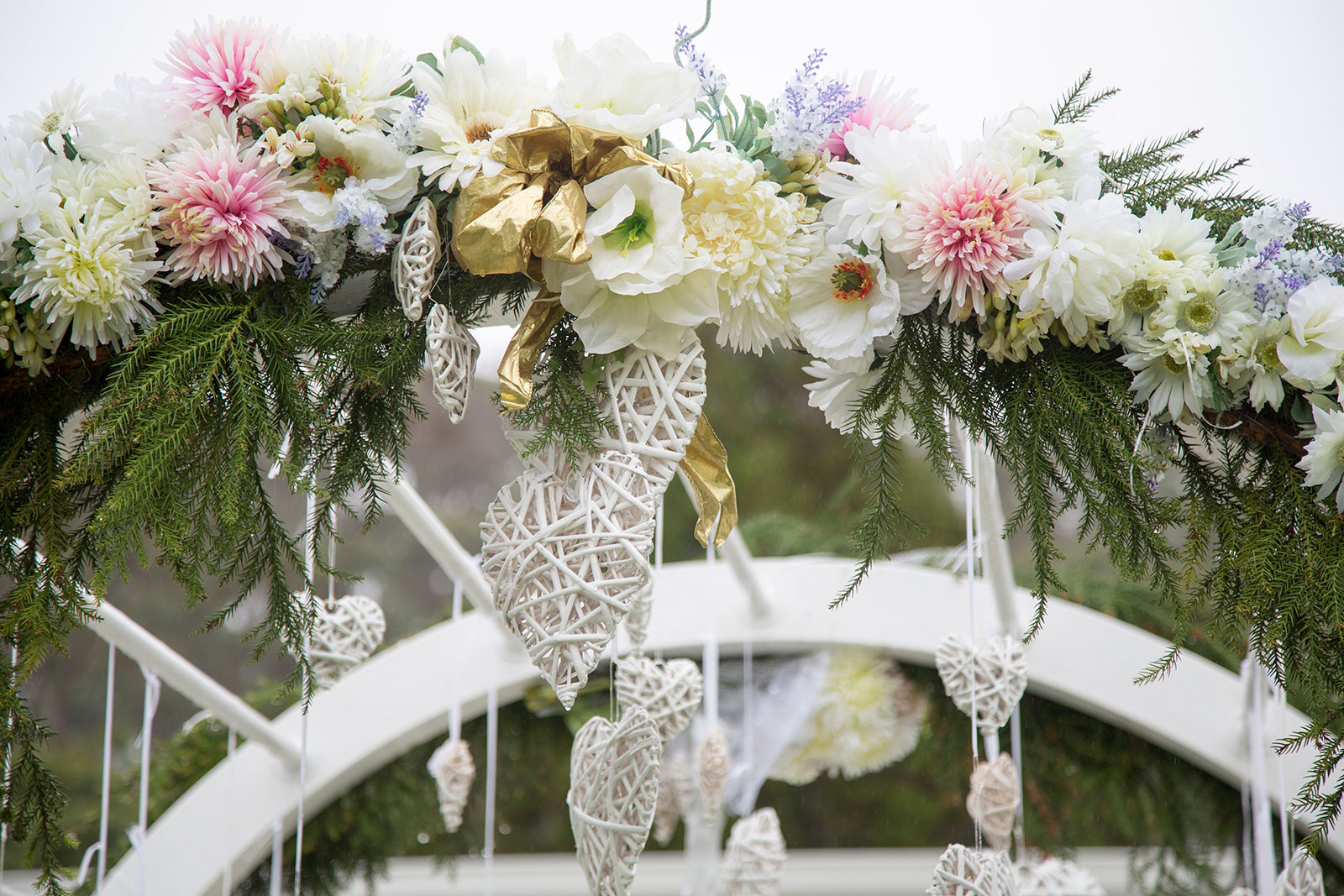 wedding archway at seronera country gardens