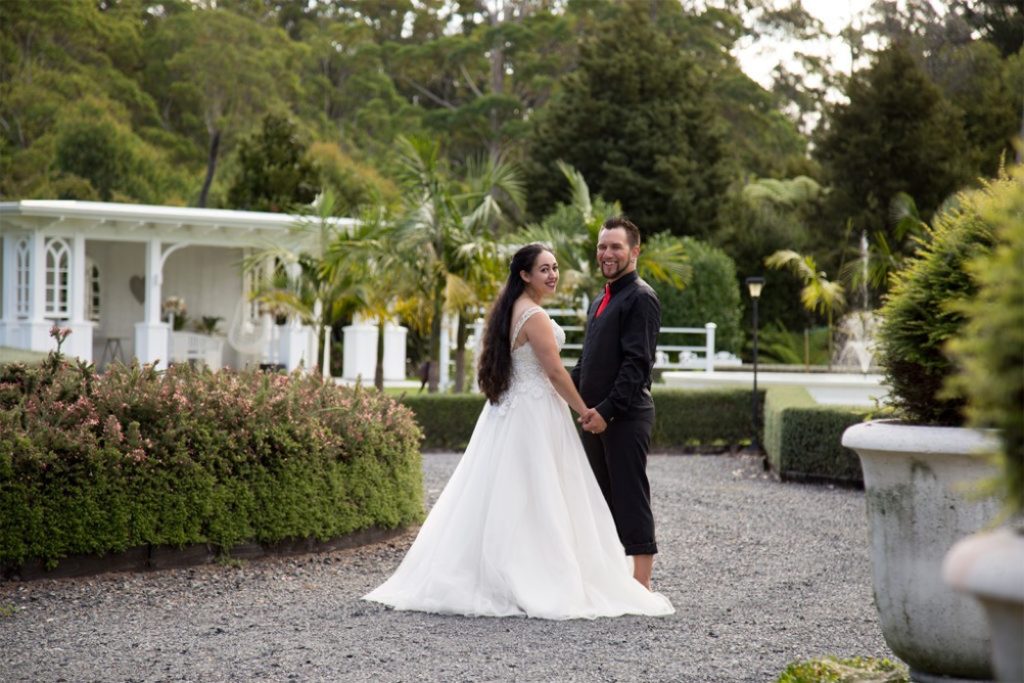 wedding photos at venue in kerikeri